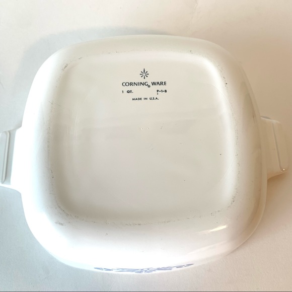 Vintage CORNINGWARE Cornflower 1qt Casserole Dish - Picture 5 of 8